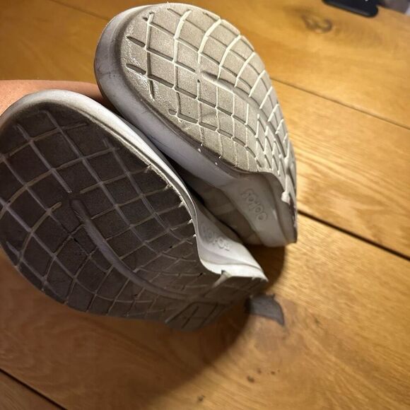 Oofos women’s eezee camo tan pull on walking shoes 8 - Picture 6 of 8